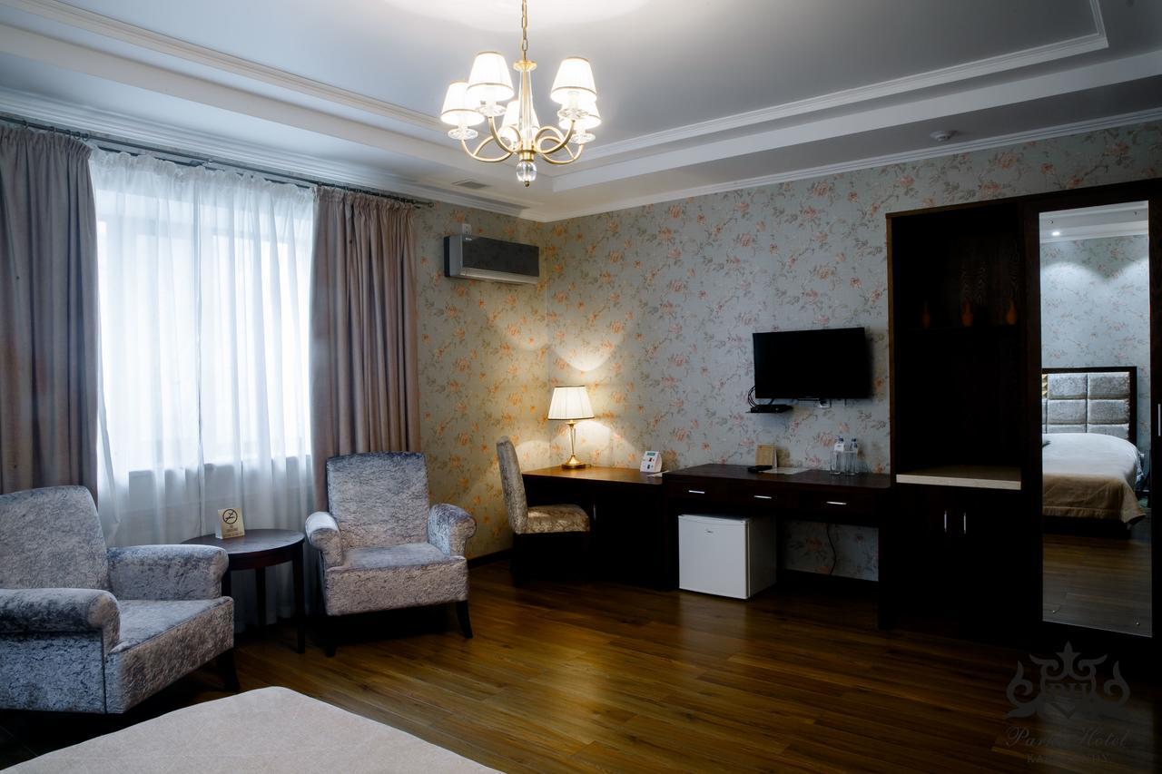 Park Hotel Караганда Екстер'єр фото