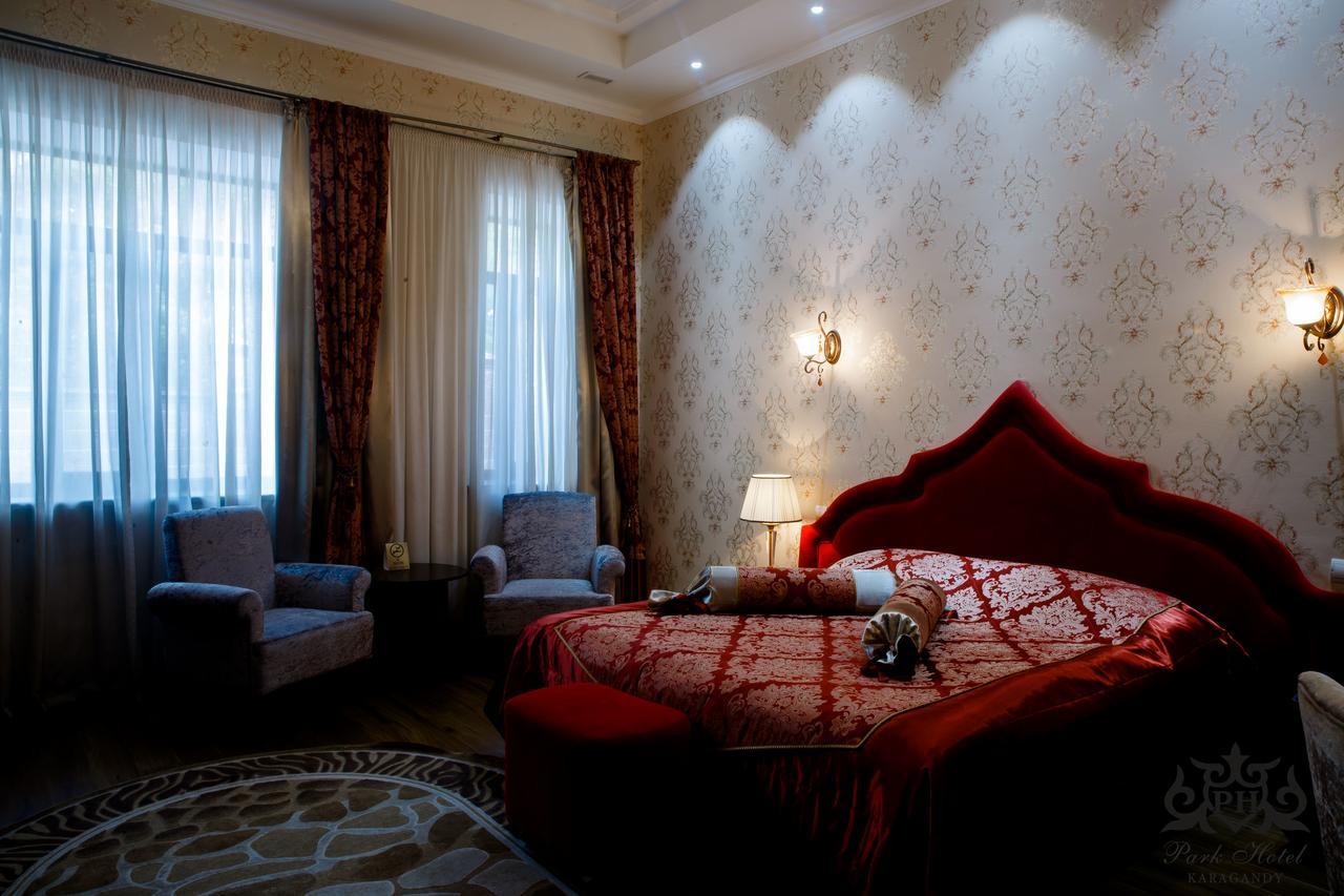 Park Hotel Караганда Екстер'єр фото